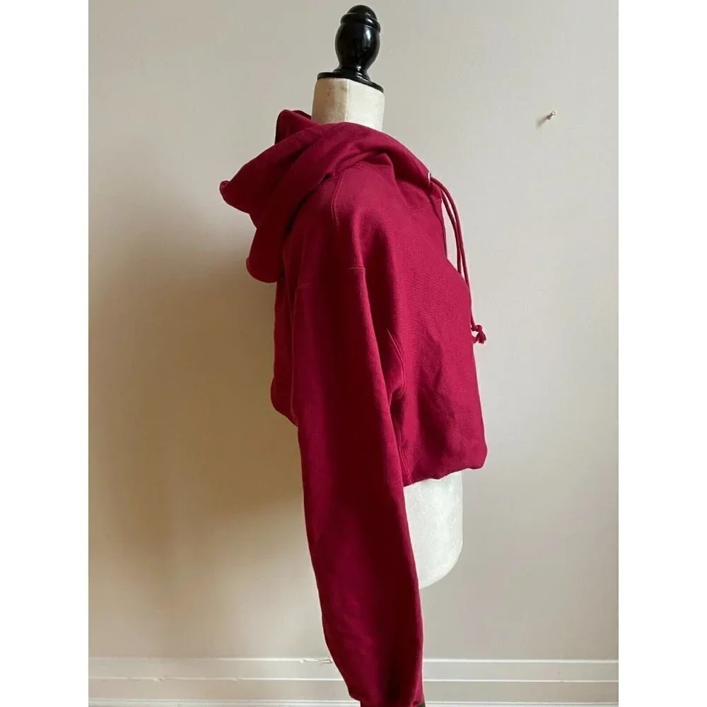 CHAMPION Women BNWOT Hooded Burgundy Cropped Sweater New Medium Frayed Hem - Picture 3 of 7